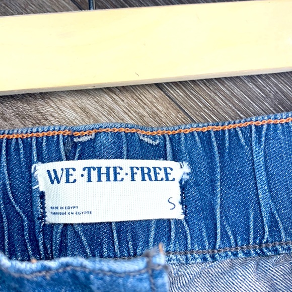 WE THE FREE SECOND CHANCE PULL ON SHORTS tie waist button fly denim shorts - Picture 3 of 7